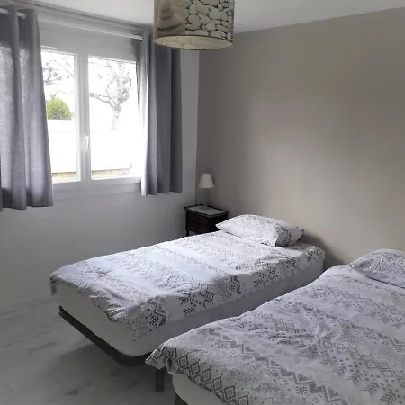 Louizanne Apartment