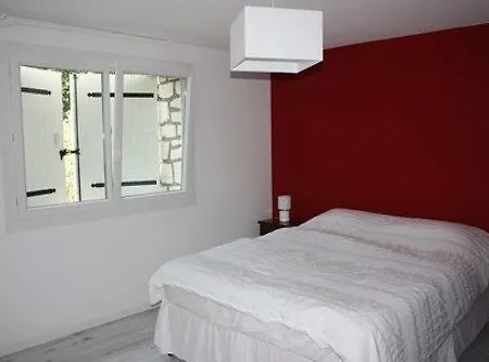 Louizanne Apartment